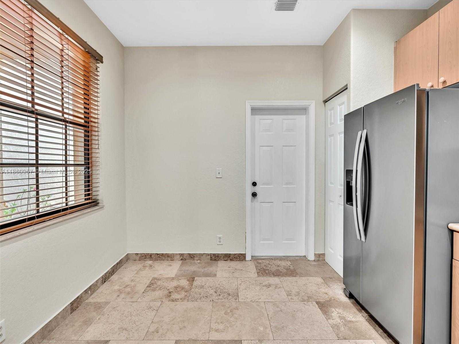 Small Image of 3853 TREE TOP DR, Weston Number 7