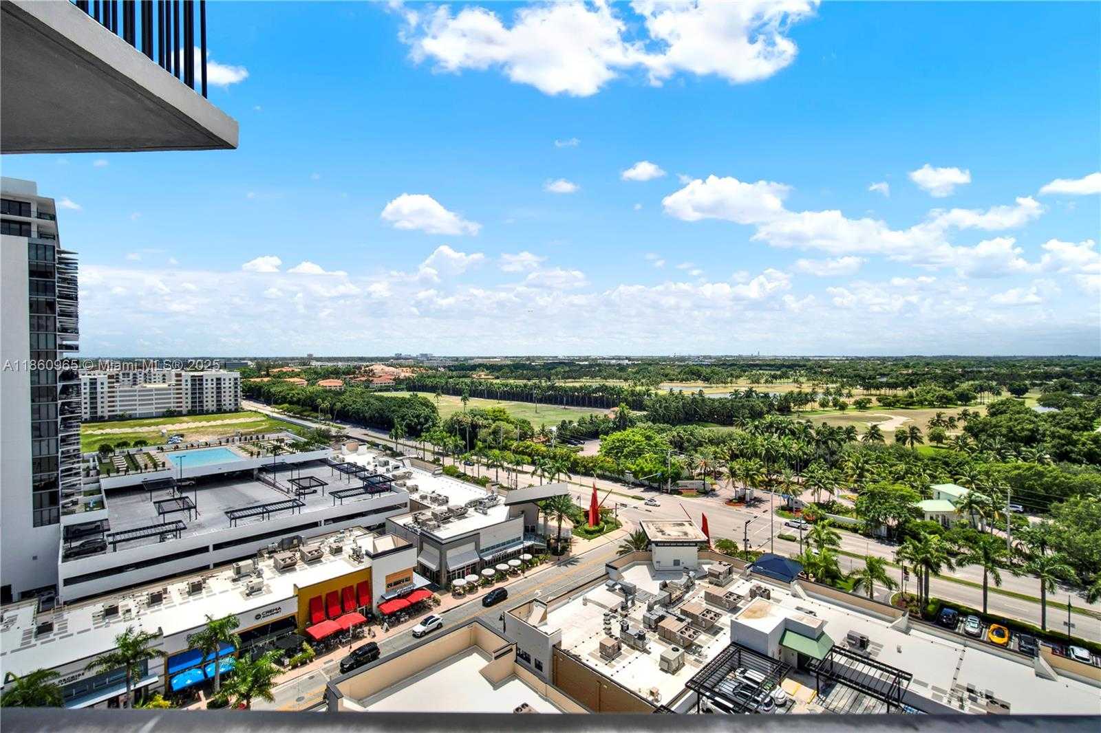 Small Image of 5300 PASEO BLVD #1202, Doral Number 14