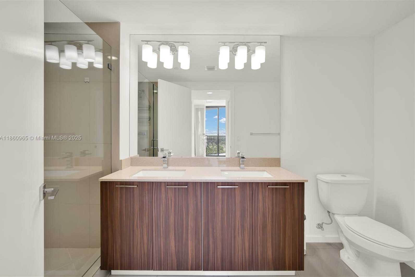 Small Image of 5300 PASEO BLVD #1202, Doral Number 21