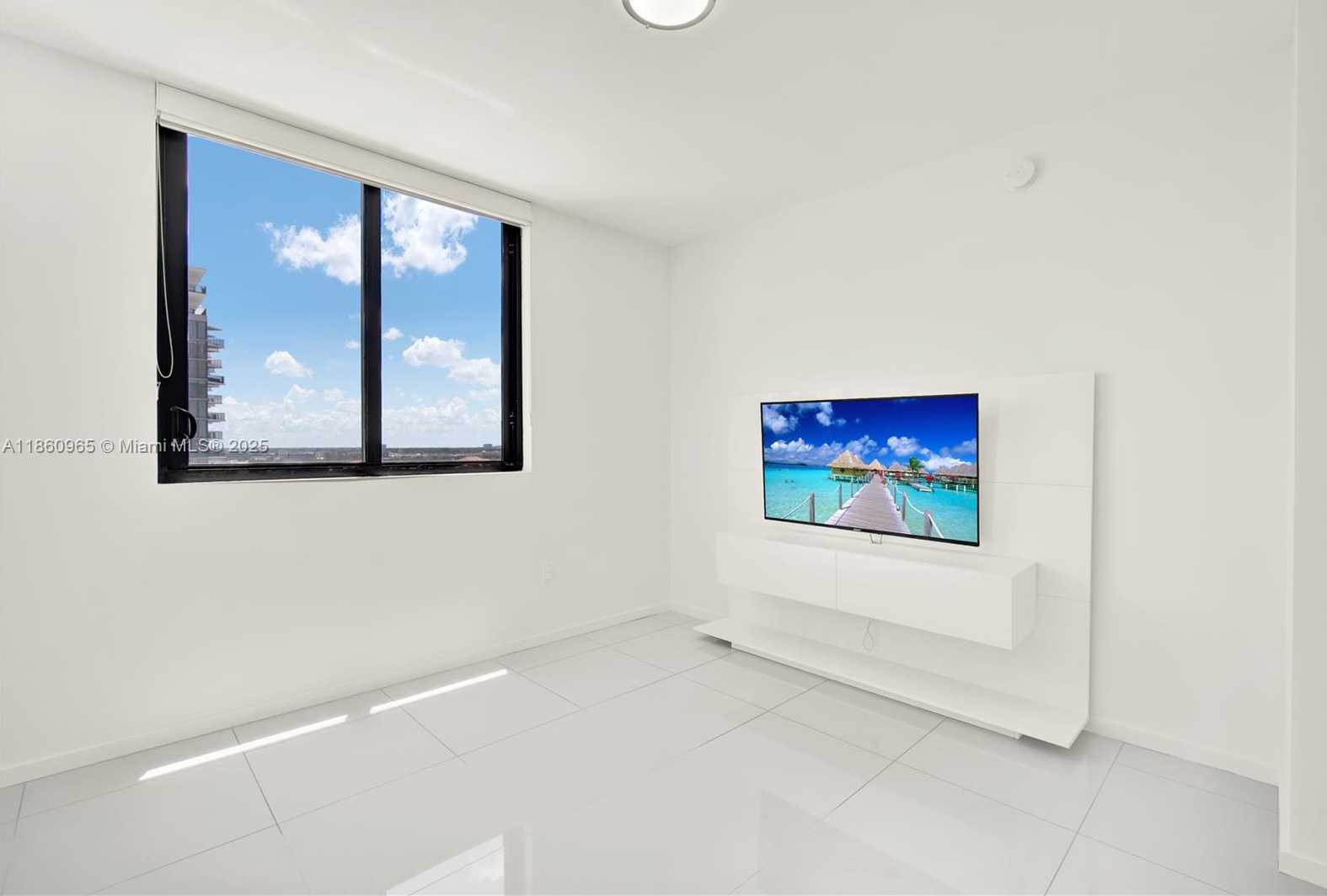 Small Image of 5300 PASEO BLVD #1202, Doral Number 28