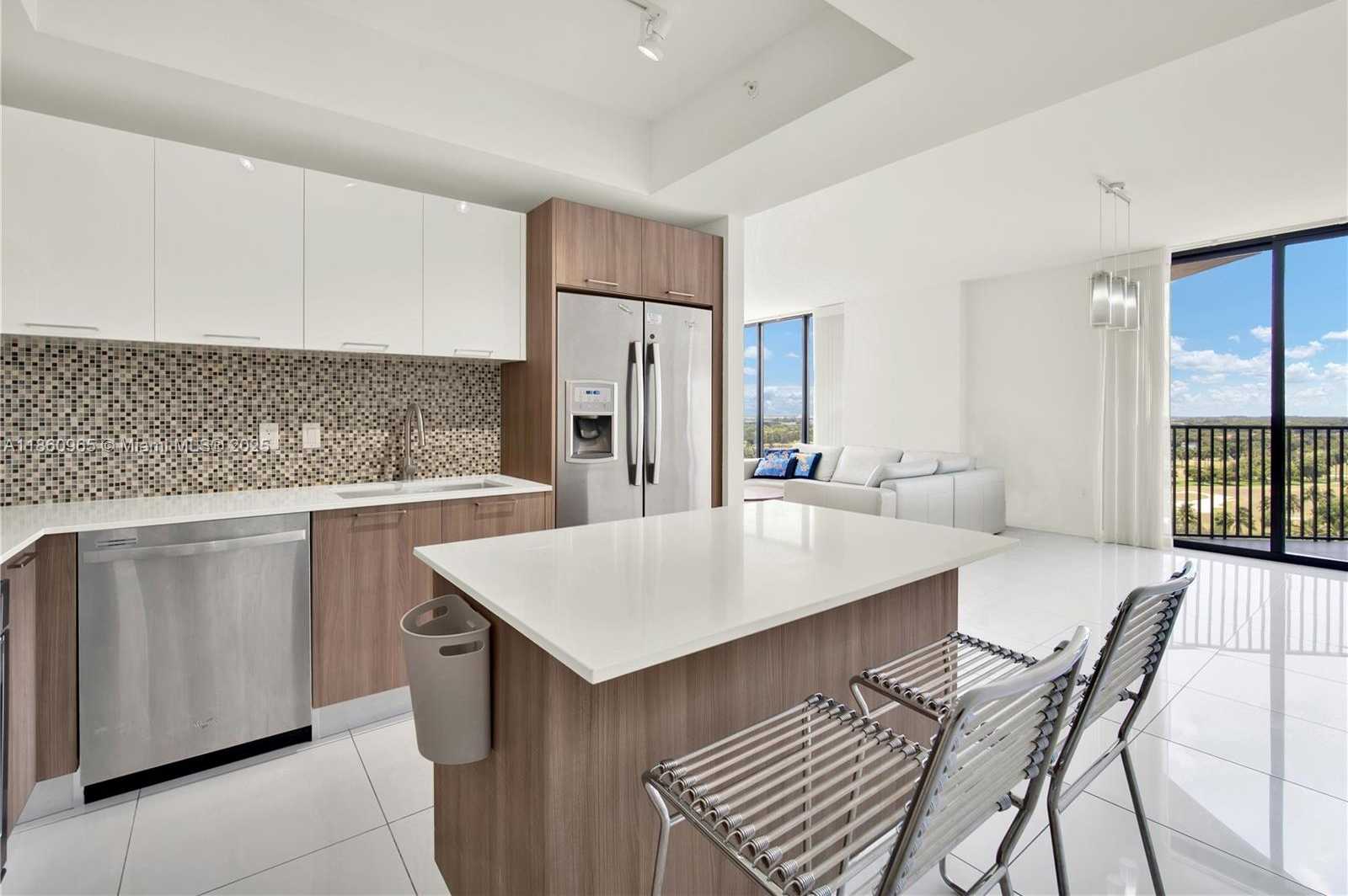 Small Image of 5300 PASEO BLVD #1202, Doral Number 3