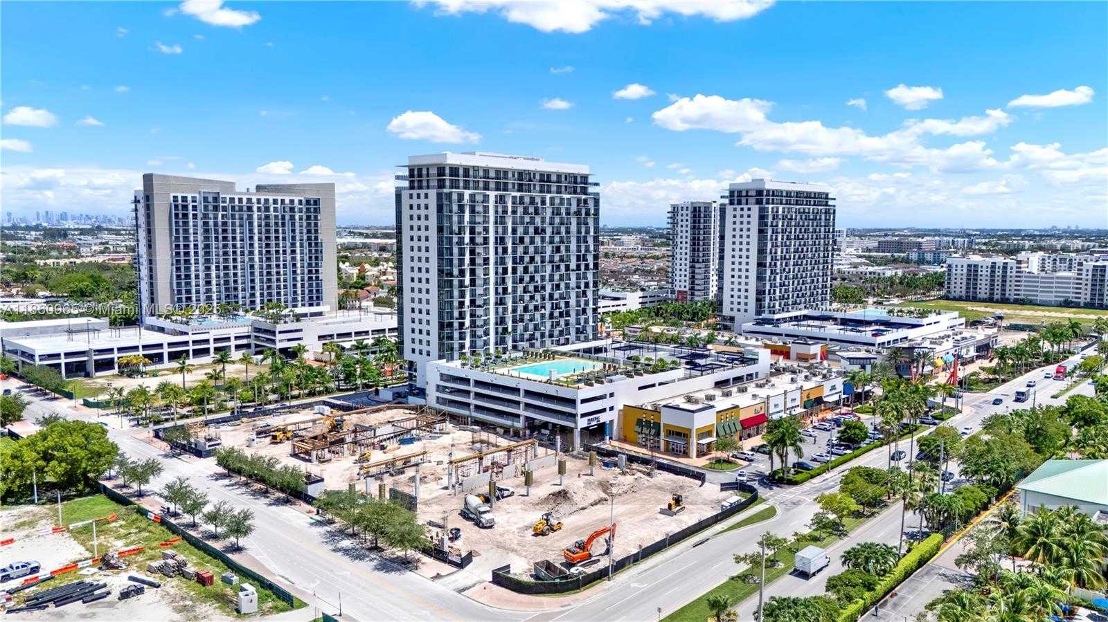 Small Image of 5300 PASEO BLVD #1202, Doral Number 47
