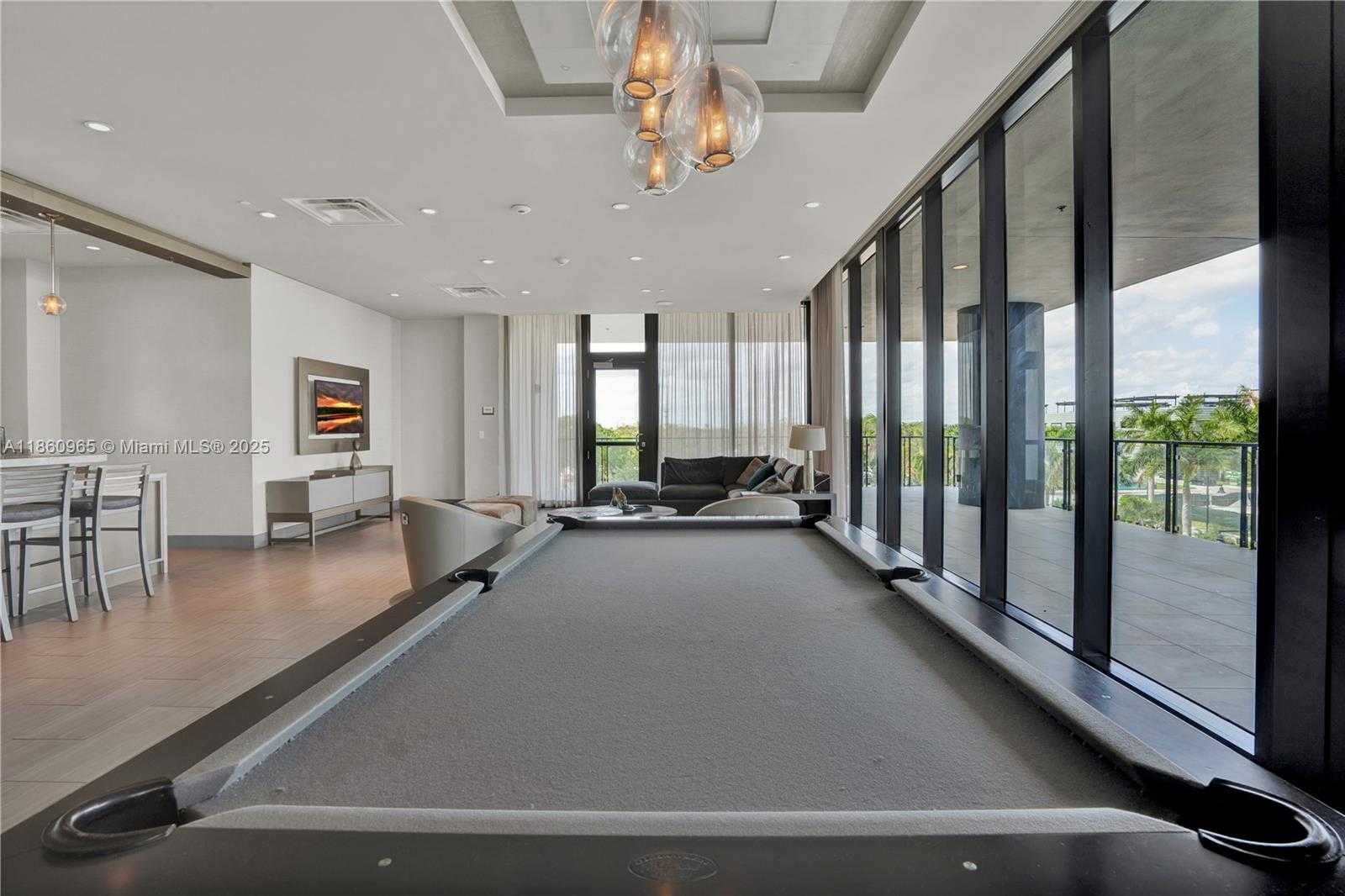 Small Image of 5300 PASEO BLVD #1202, Doral Number 54