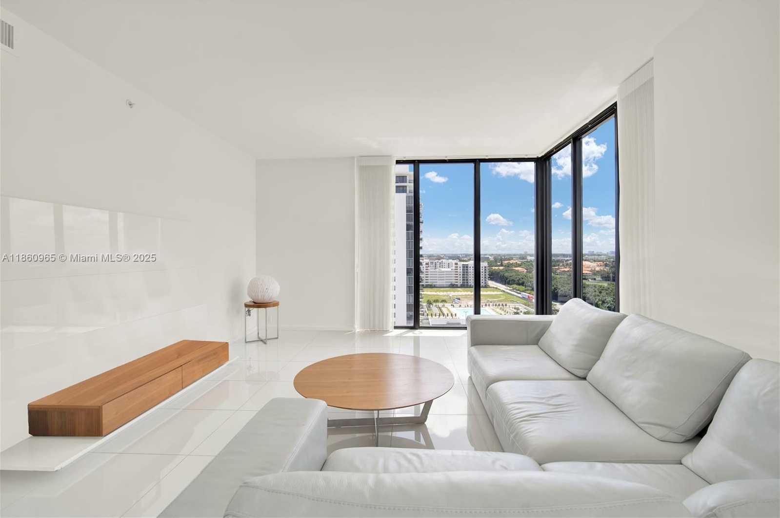 Small Image of 5300 PASEO BLVD #1202, Doral Number 8