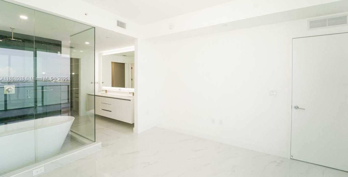 Small Image of 700 NORTH EAST 24TH ST #2904, Miami Number 11