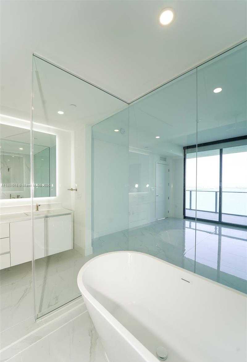 Small Image of 700 NORTH EAST 24TH ST #2904, Miami Number 16