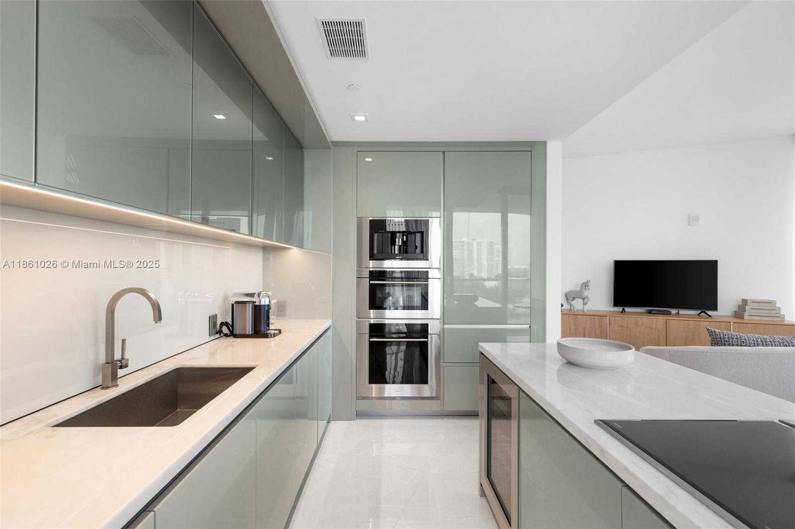 Small Image of 18975 COLLINS AVE #505, Sunny Isles Beach Number 10