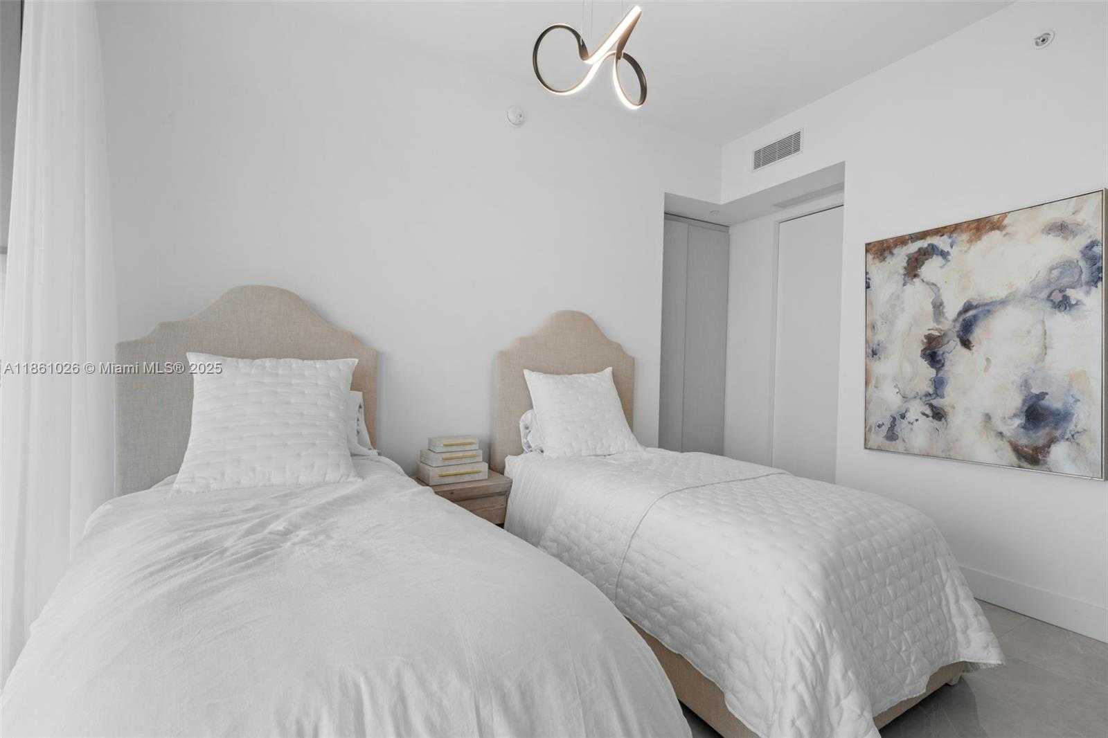Small Image of 18975 COLLINS AVE #505, Sunny Isles Beach Number 15