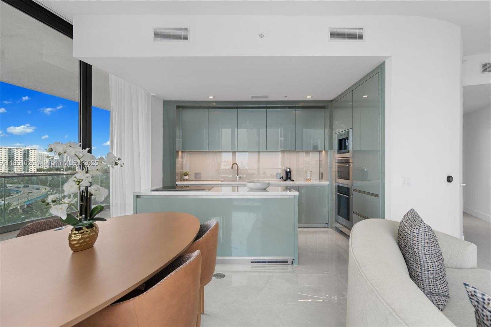 Small Image of 18975 COLLINS AVE #505, Sunny Isles Beach Number 5