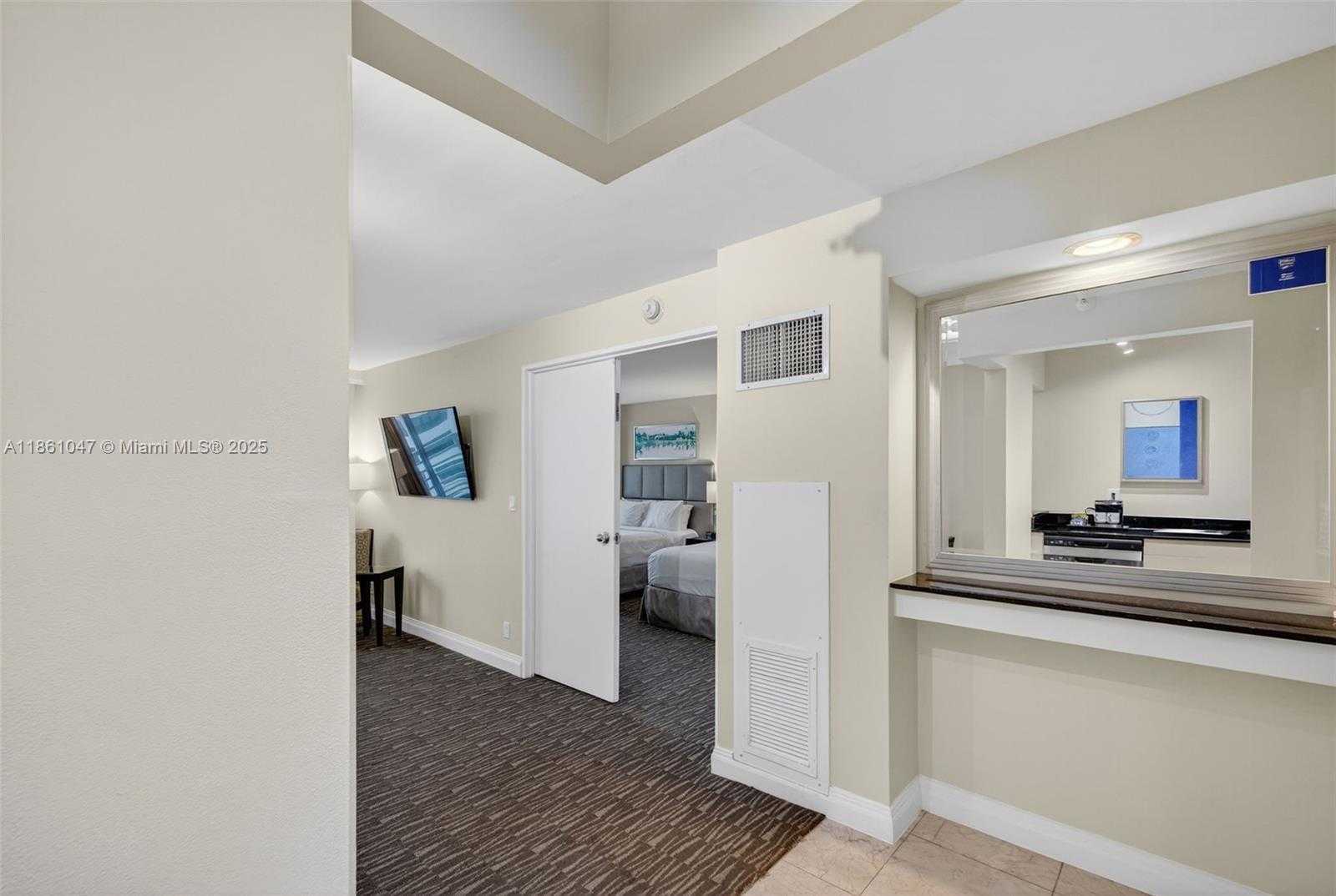 Small Image of 2670 EAST SUNRISE BLVD #1005, Fort Lauderdale Number 41