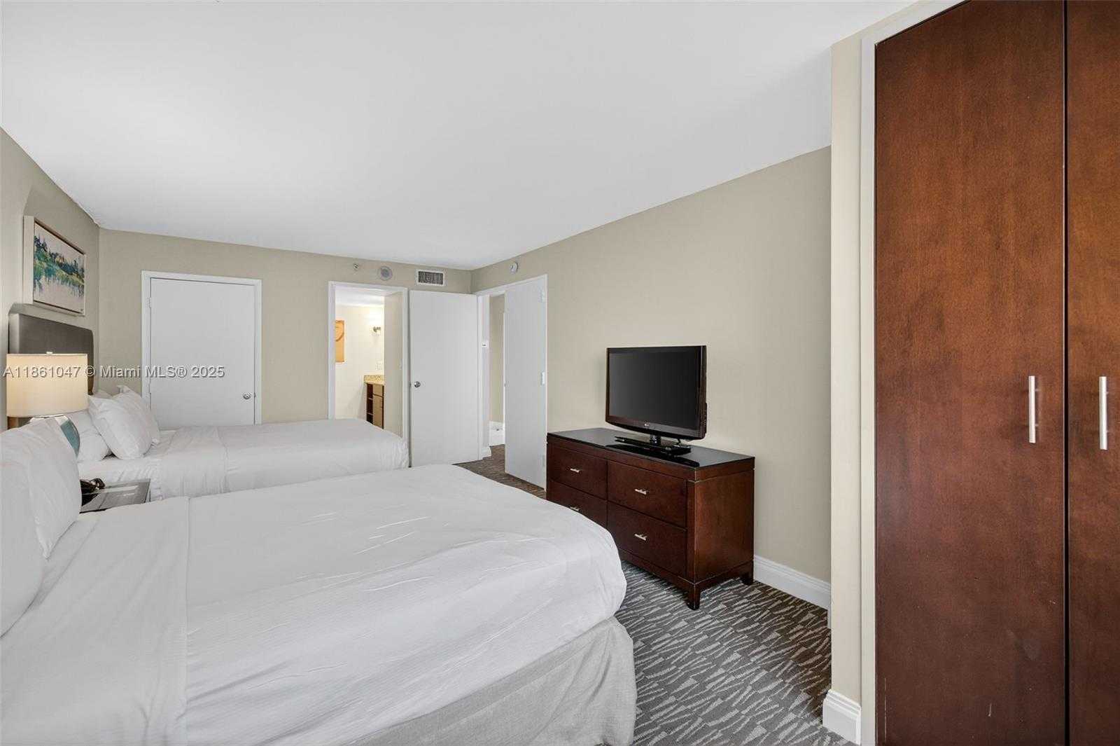 Small Image of 2670 EAST SUNRISE BLVD #1005, Fort Lauderdale Number 45