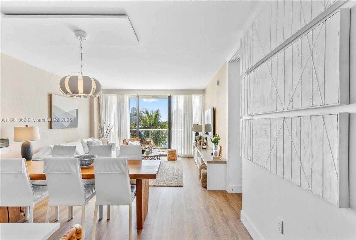 Small Image of 10201 EAST BAY HARBOR DR #304, Bay Harbor Islands Number 14