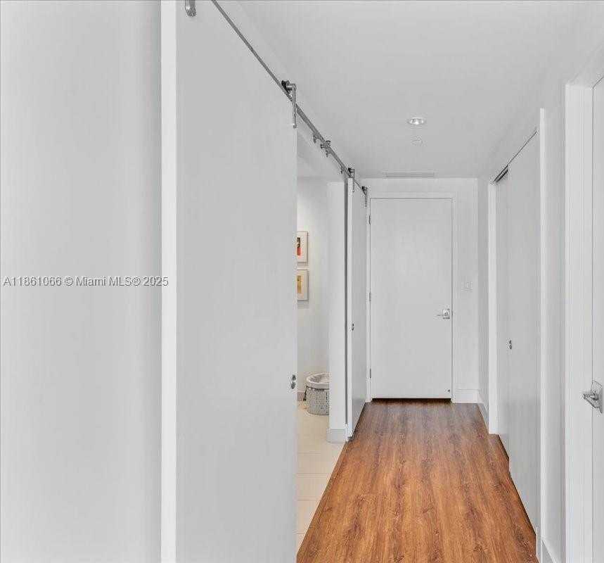 Small Image of 10201 EAST BAY HARBOR DR #304, Bay Harbor Islands Number 20