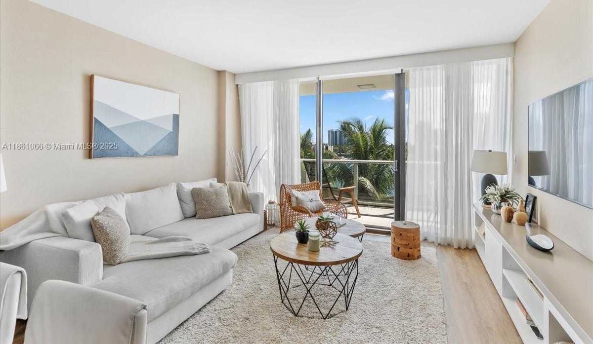Small Image of 10201 EAST BAY HARBOR DR #304, Bay Harbor Islands Number 3