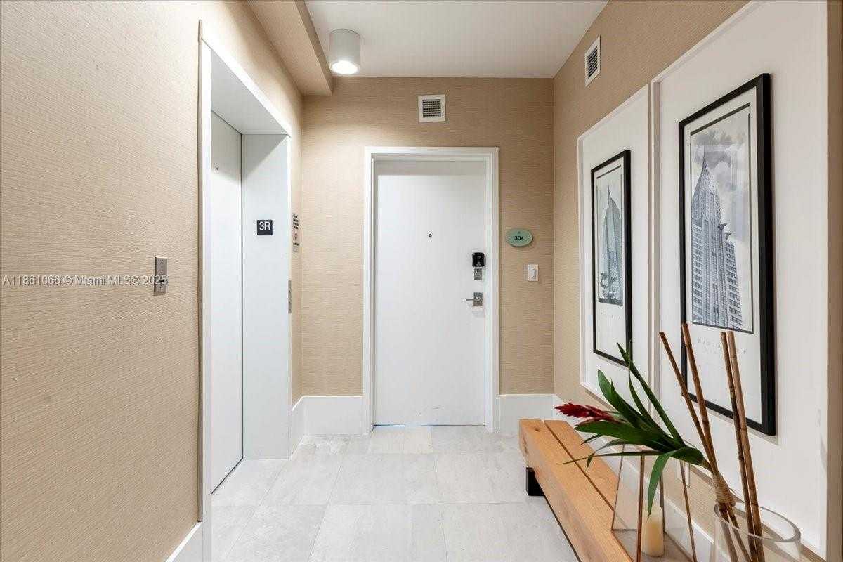 Small Image of 10201 EAST BAY HARBOR DR #304, Bay Harbor Islands Number 34