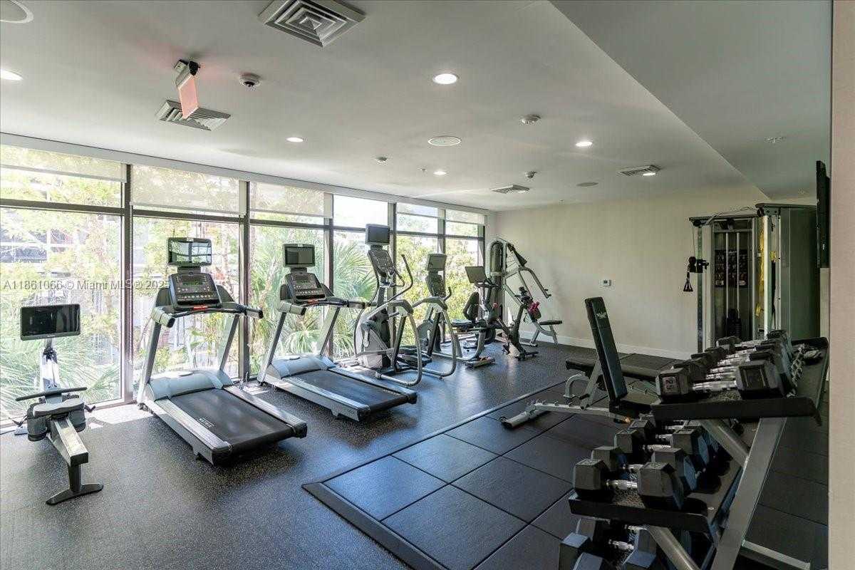 Small Image of 10201 EAST BAY HARBOR DR #304, Bay Harbor Islands Number 42