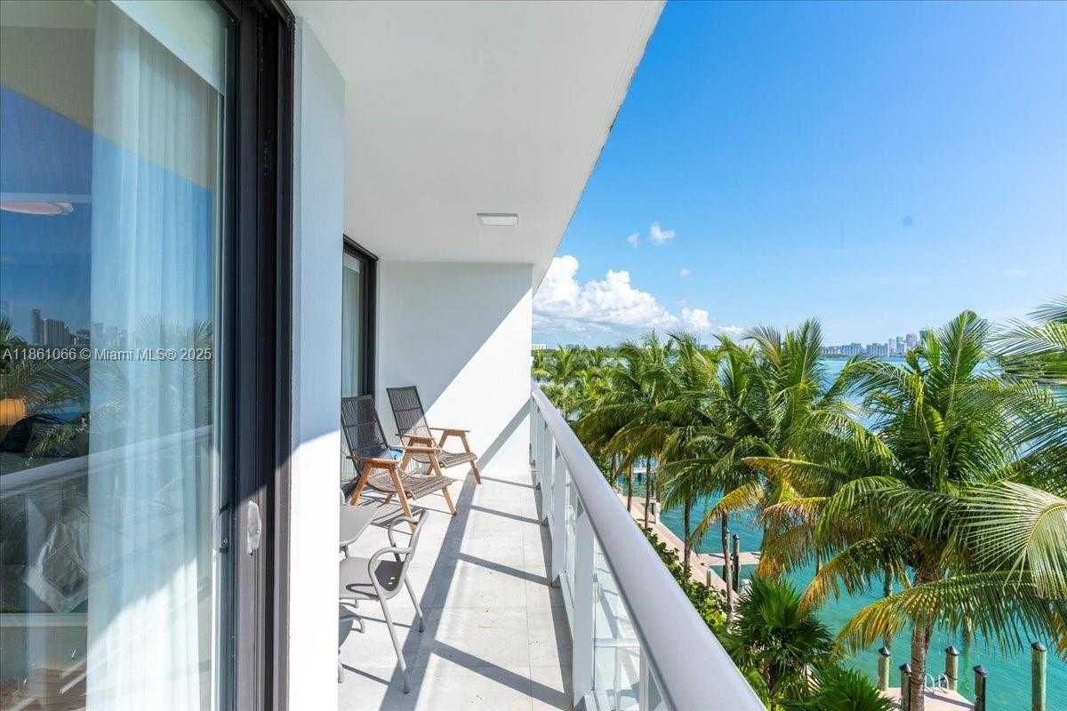 Small Image of 10201 EAST BAY HARBOR DR #304, Bay Harbor Islands Number 7