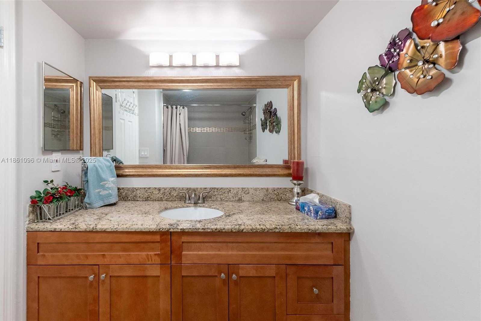 Small Image of 3475 NORTH COUNTRY CLUB DR #E119, Aventura Number 17