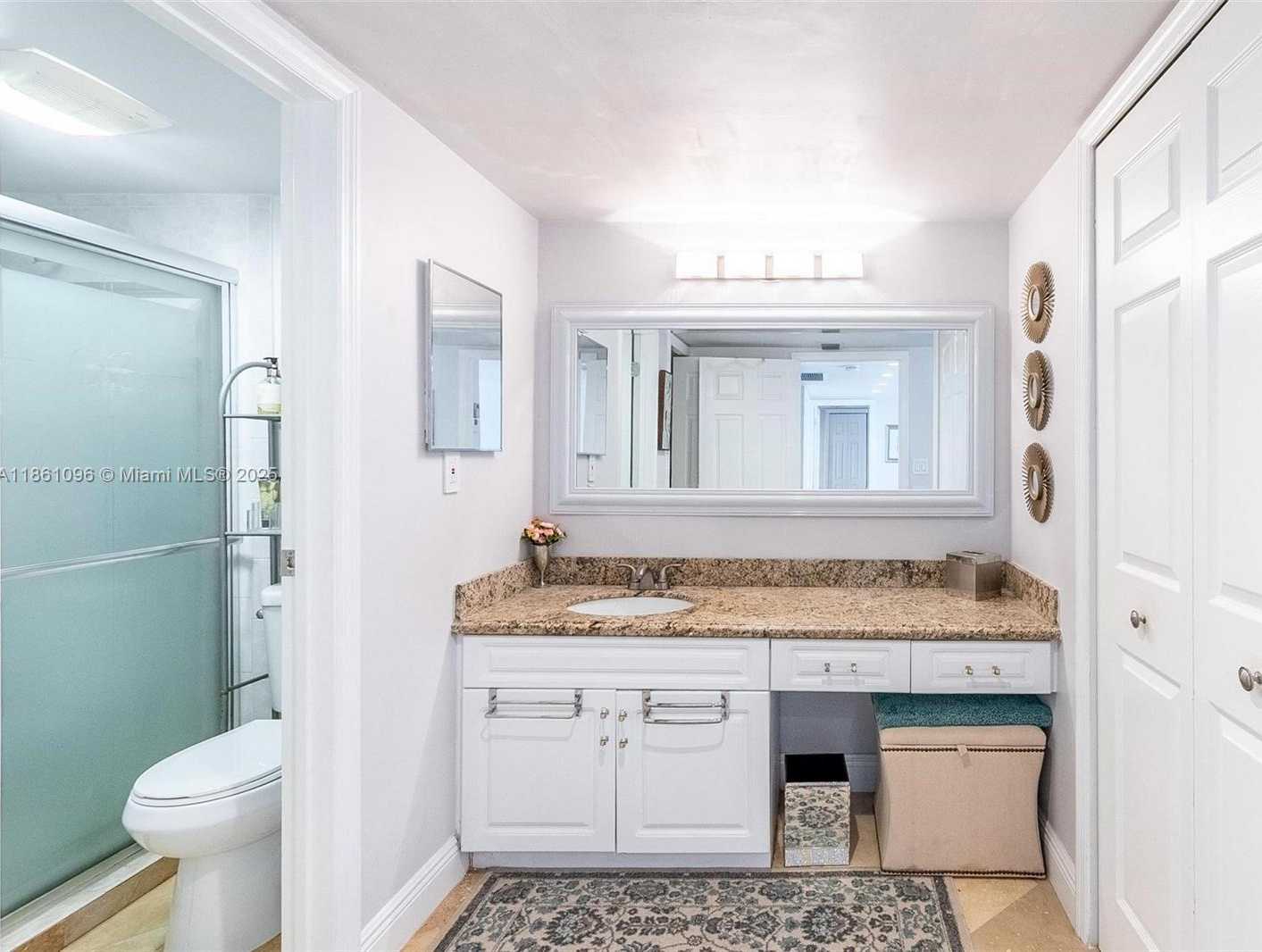 Small Image of 3475 NORTH COUNTRY CLUB DR #E119, Aventura Number 26