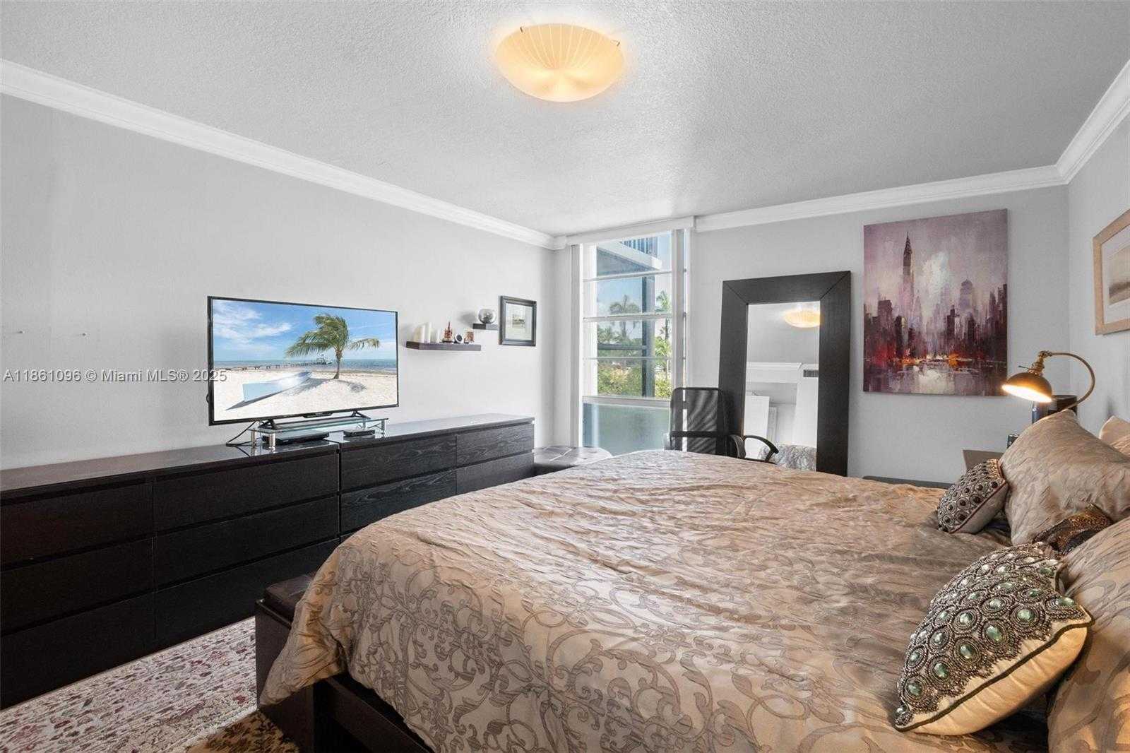 Small Image of 3475 NORTH COUNTRY CLUB DR #E119, Aventura Number 28