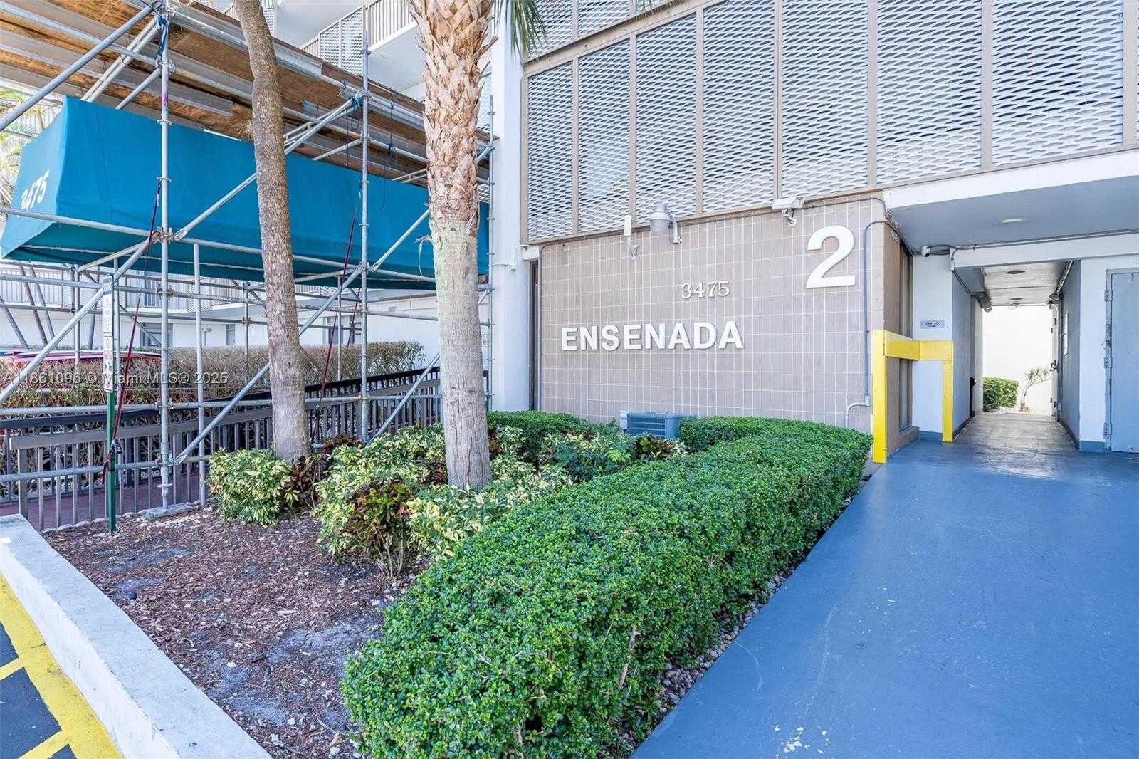 Small Image of 3475 NORTH COUNTRY CLUB DR #E119, Aventura Number 46