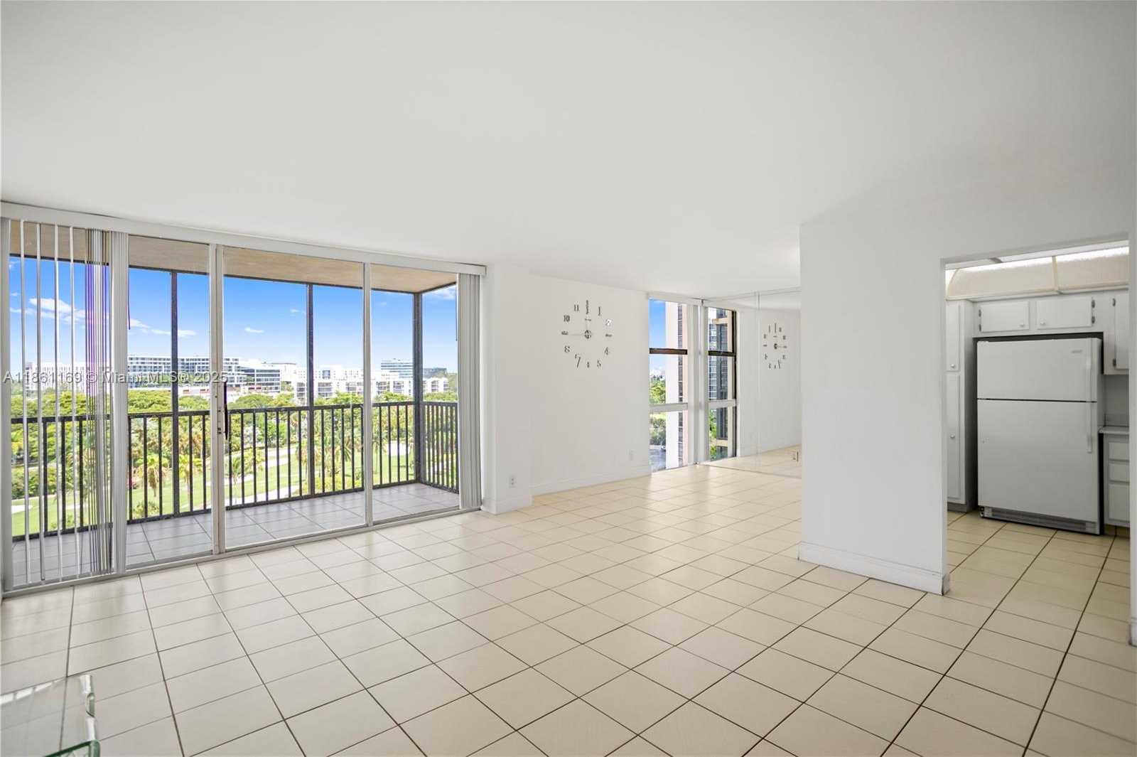 Small Image of 20335 WEST COUNTRY CLUB DR #901, Aventura Number 10