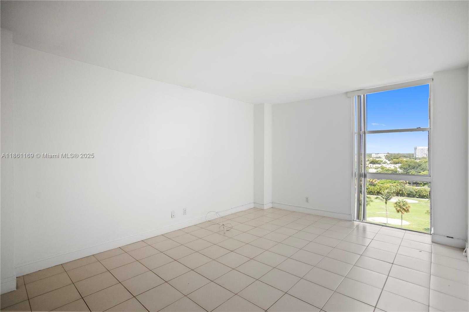 Small Image of 20335 WEST COUNTRY CLUB DR #901, Aventura Number 17