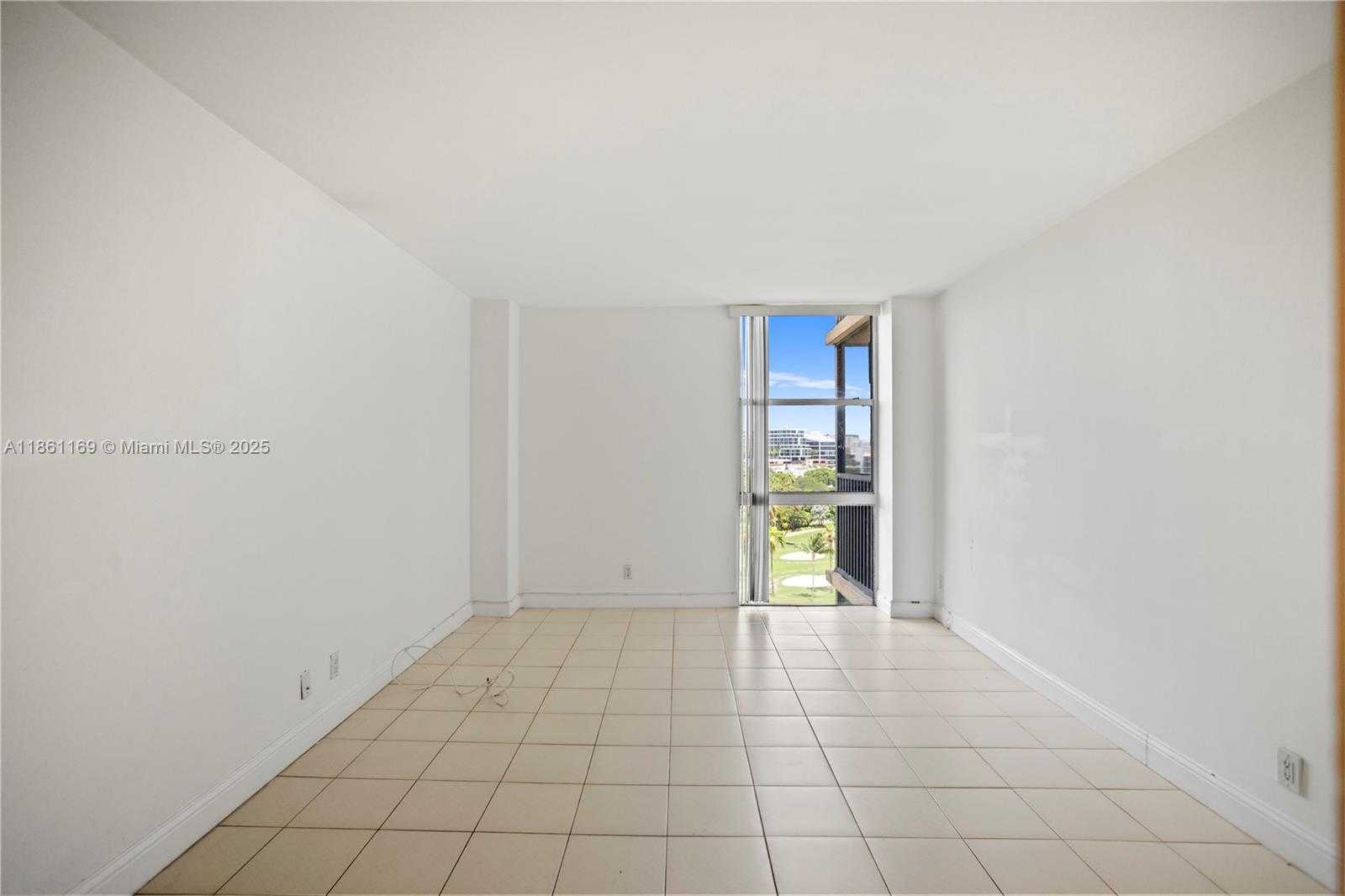 Small Image of 20335 WEST COUNTRY CLUB DR #901, Aventura Number 18