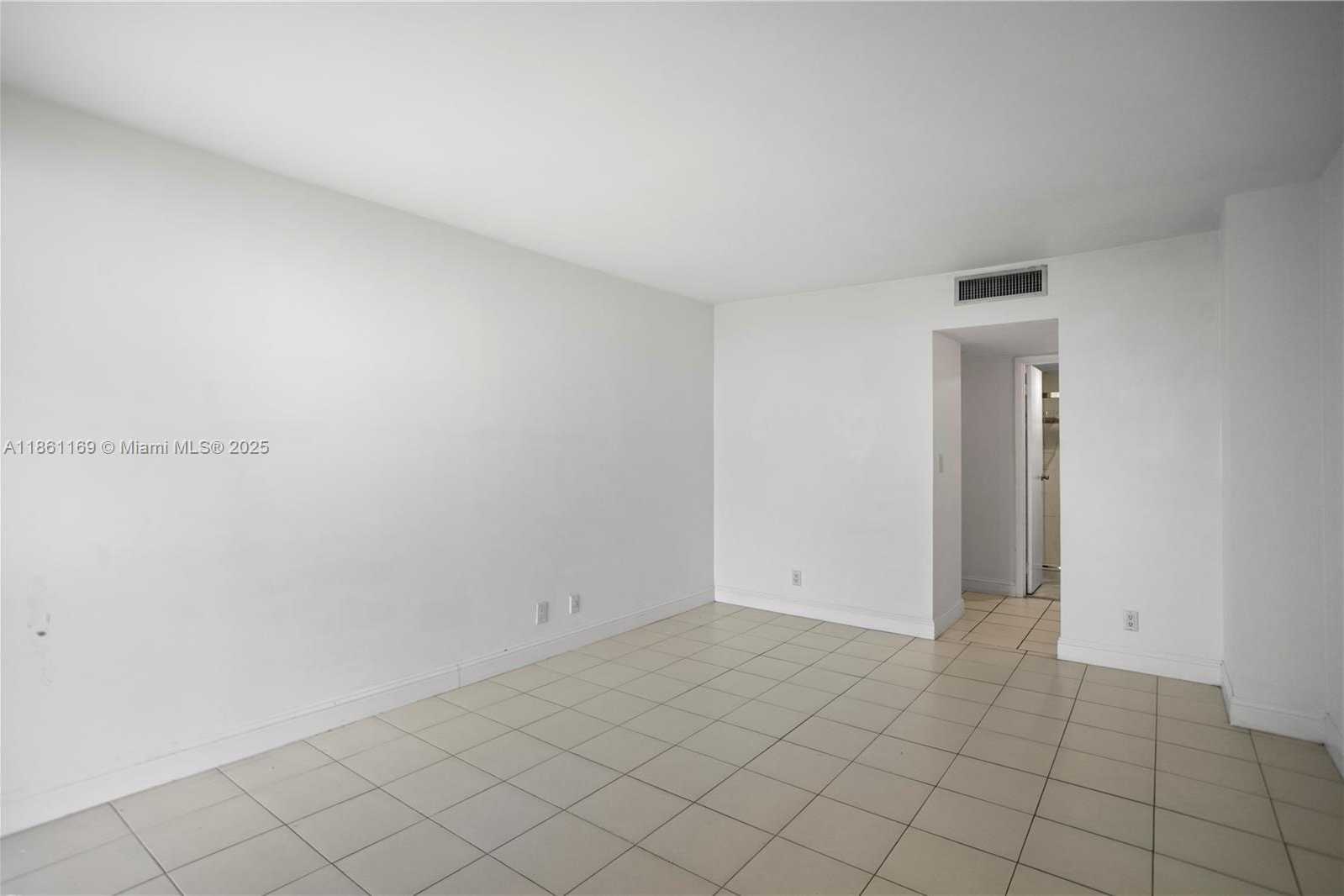 Small Image of 20335 WEST COUNTRY CLUB DR #901, Aventura Number 21