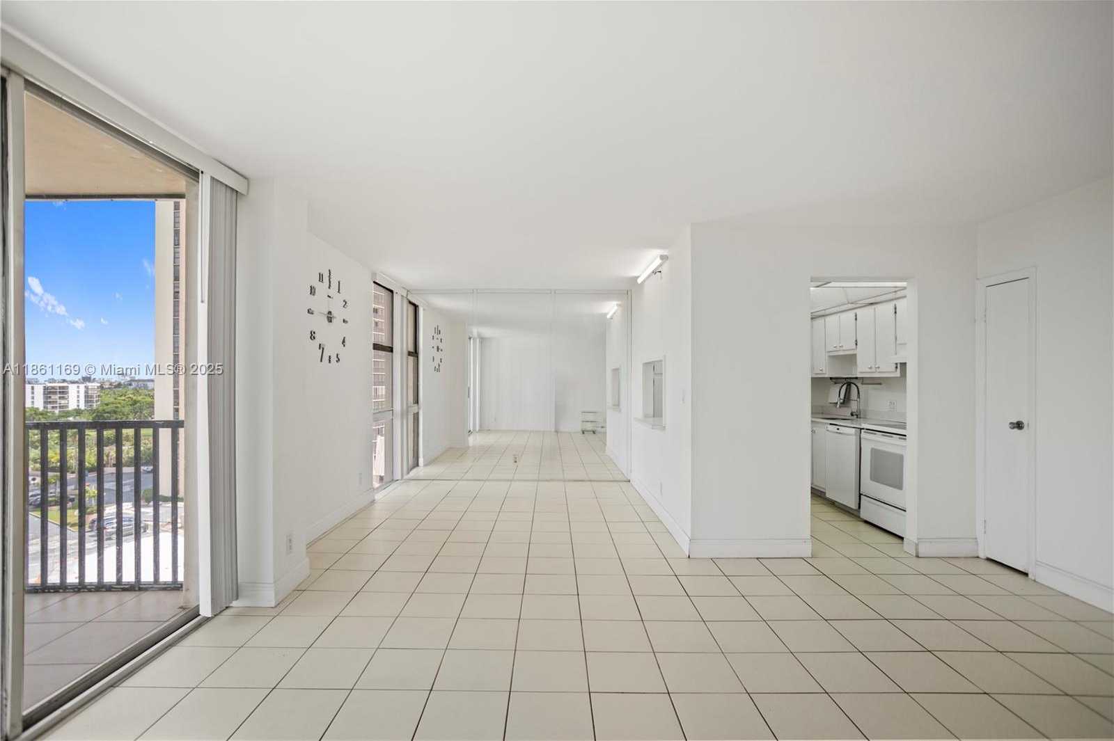 Small Image of 20335 WEST COUNTRY CLUB DR #901, Aventura Number 25