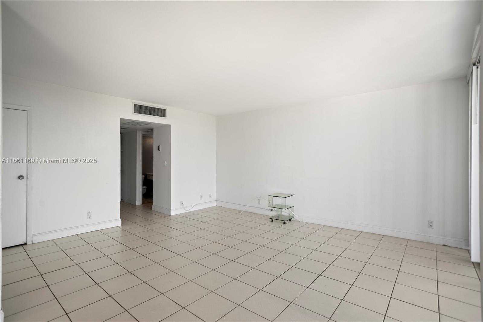 Small Image of 20335 WEST COUNTRY CLUB DR #901, Aventura Number 26