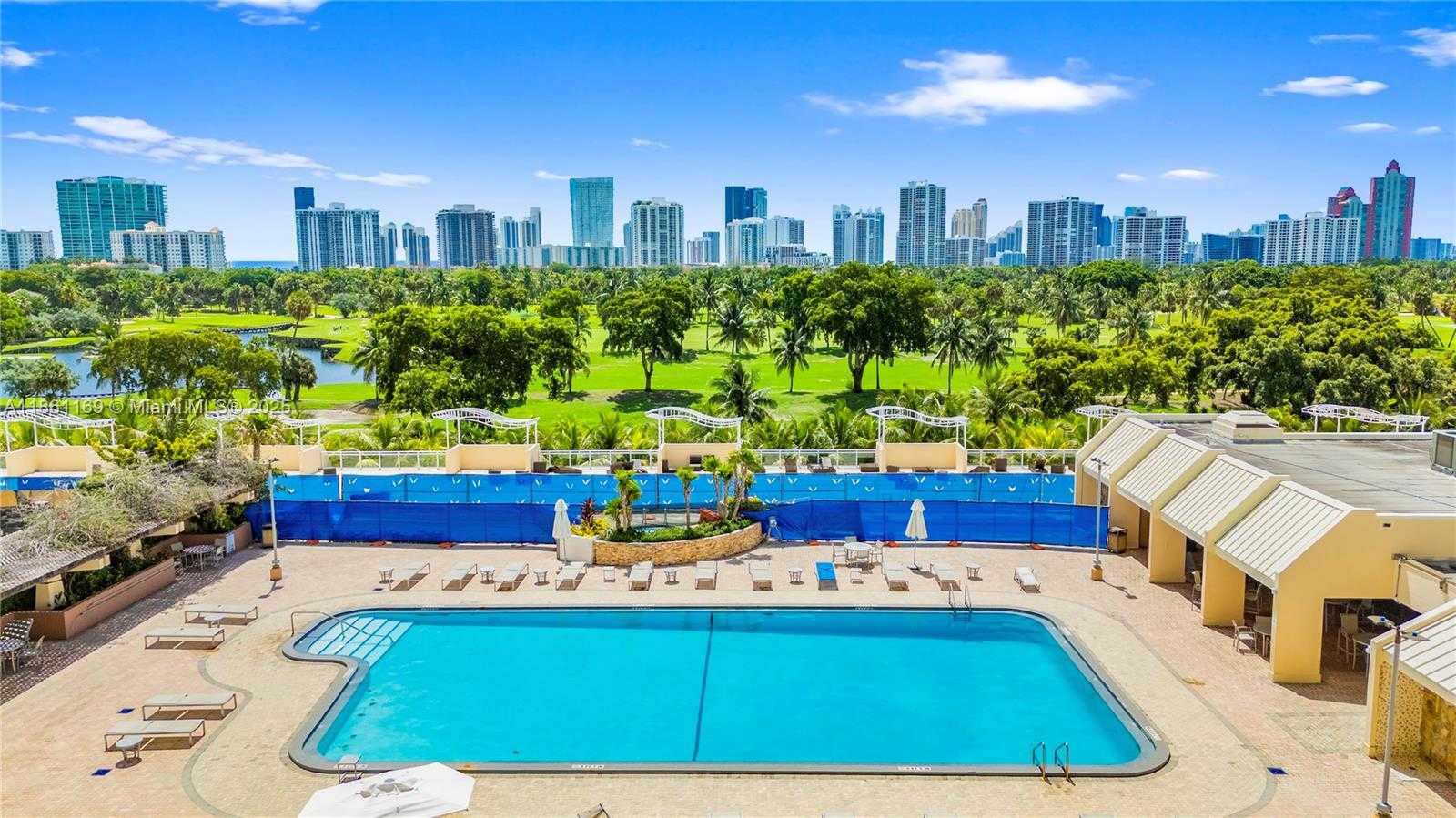 Small Image of 20335 WEST COUNTRY CLUB DR #901, Aventura Number 31