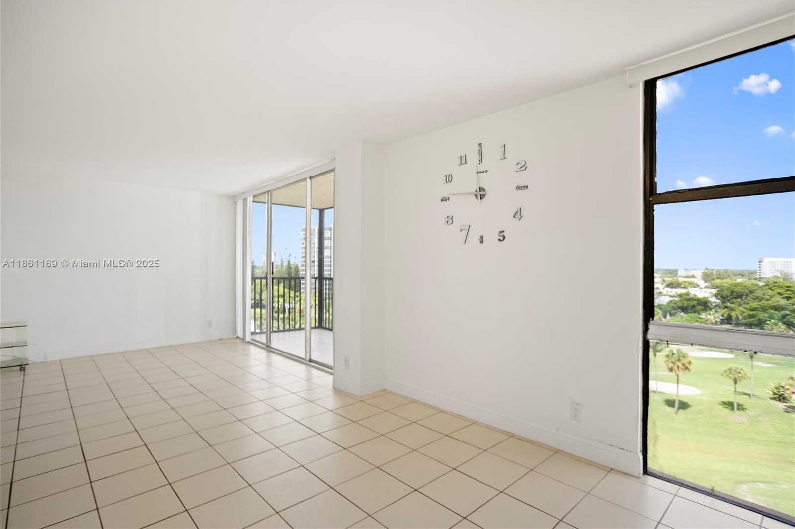 Small Image of 20335 WEST COUNTRY CLUB DR #901, Aventura Number 6