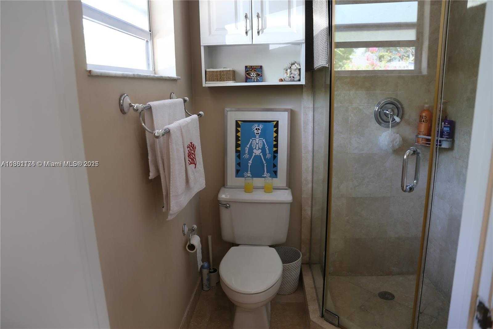 Small Image of 798 CRANDON BLVD #13-C, Key Biscayne Number 7