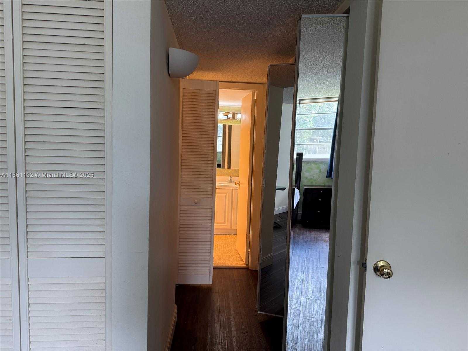 Small Image of 3090 HOLIDAY SPRINGS BLVD #206, Margate Number 28