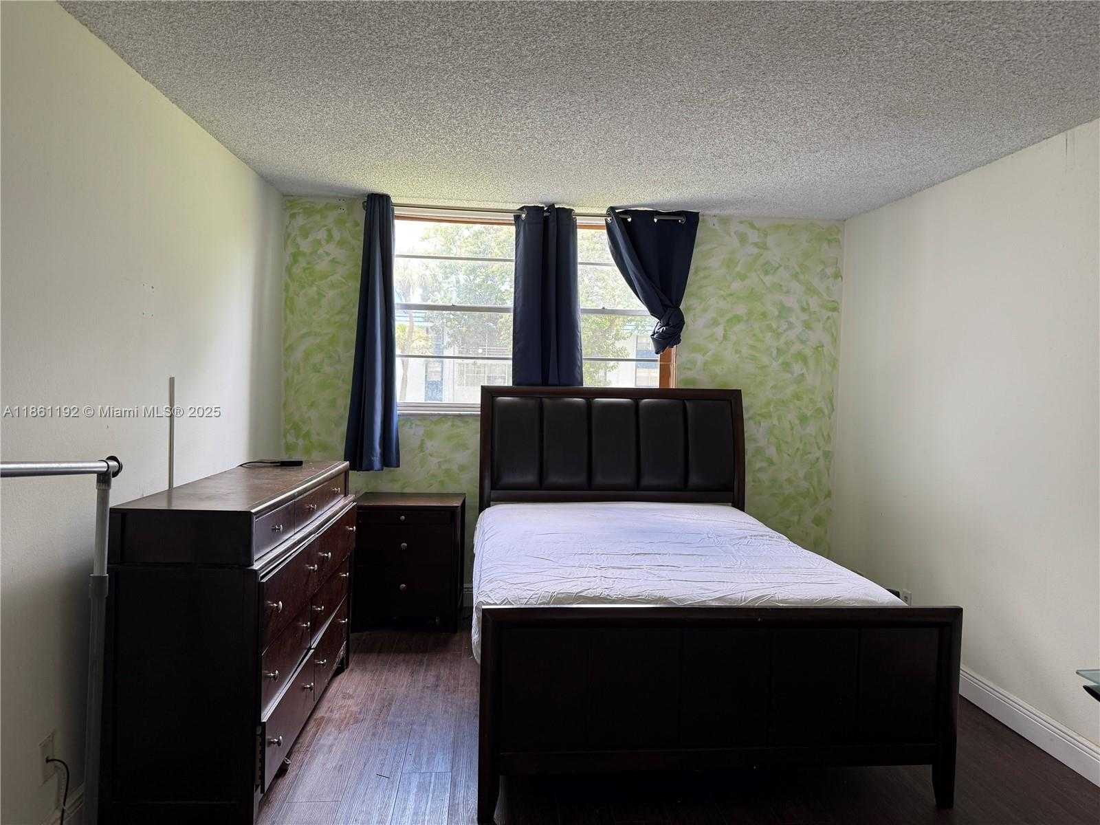 Small Image of 3090 HOLIDAY SPRINGS BLVD #206, Margate Number 29