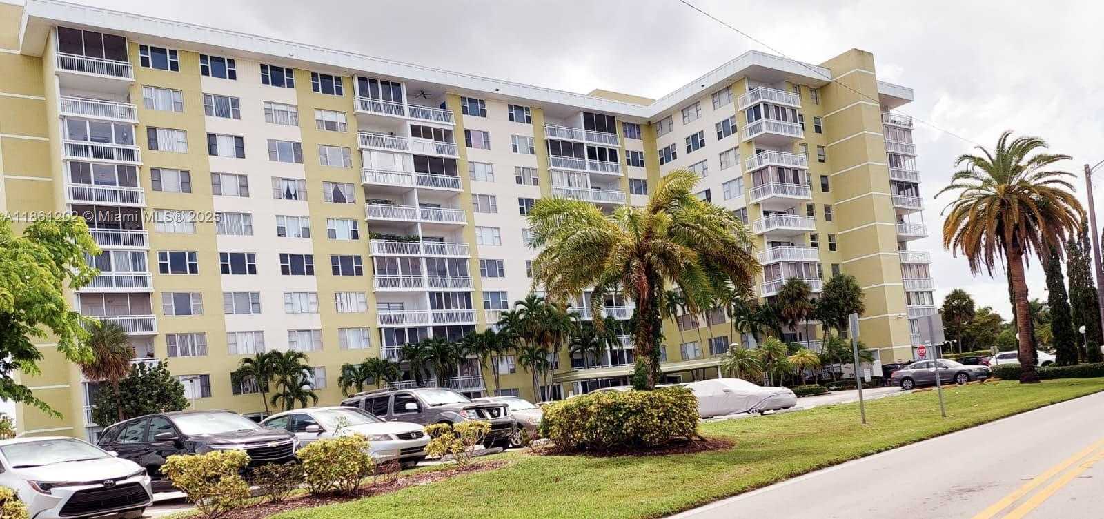Small Image of 4400 HILLCREST DR #1005A, Hollywood Number 40