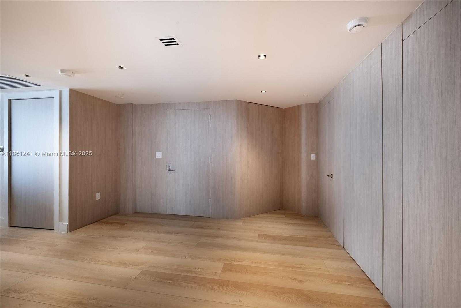 Small Image of 465 BRICKELL AVE #PH5701, Miami Number 10