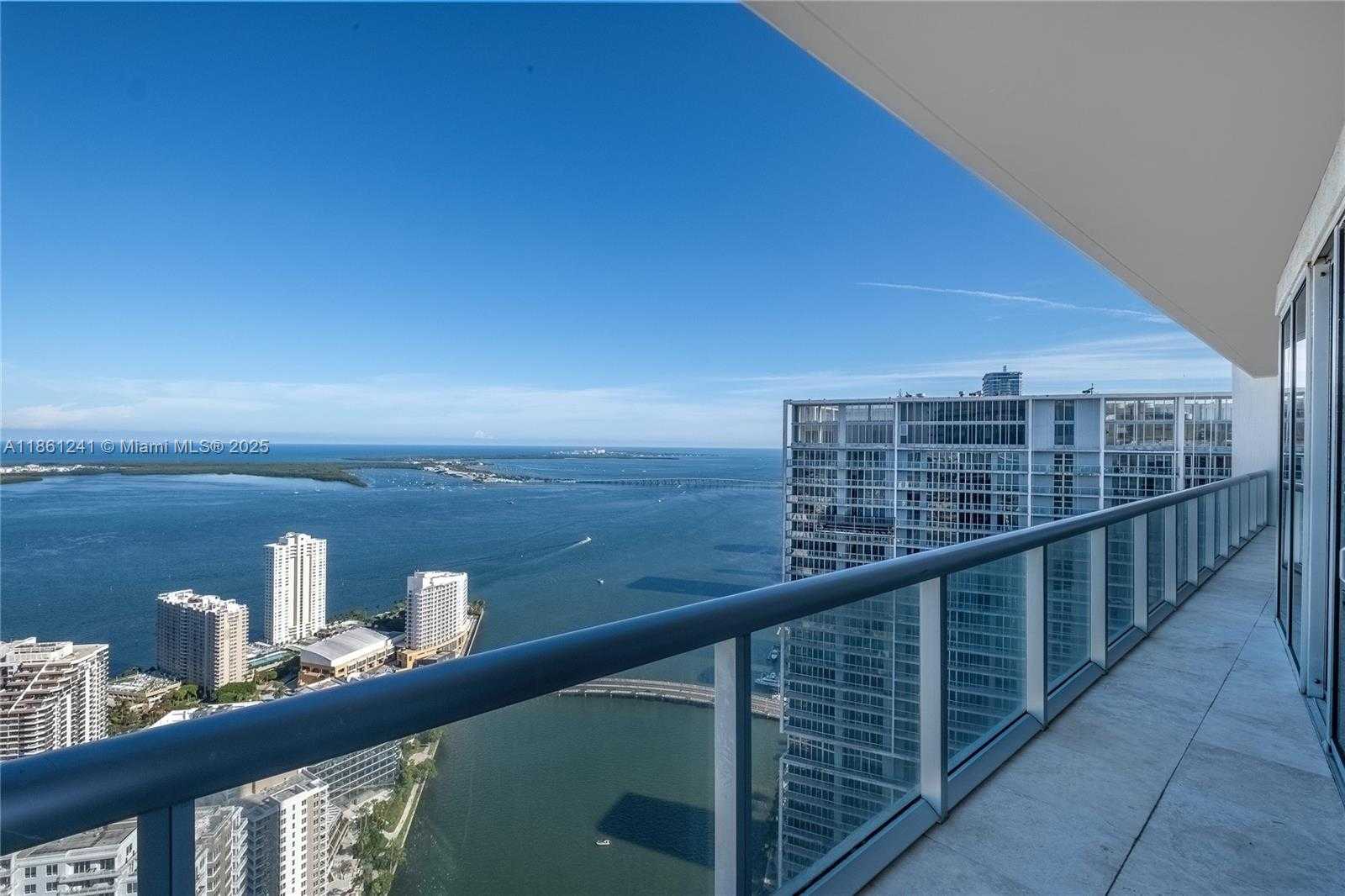 Small Image of 465 BRICKELL AVE #PH5701, Miami Number 23