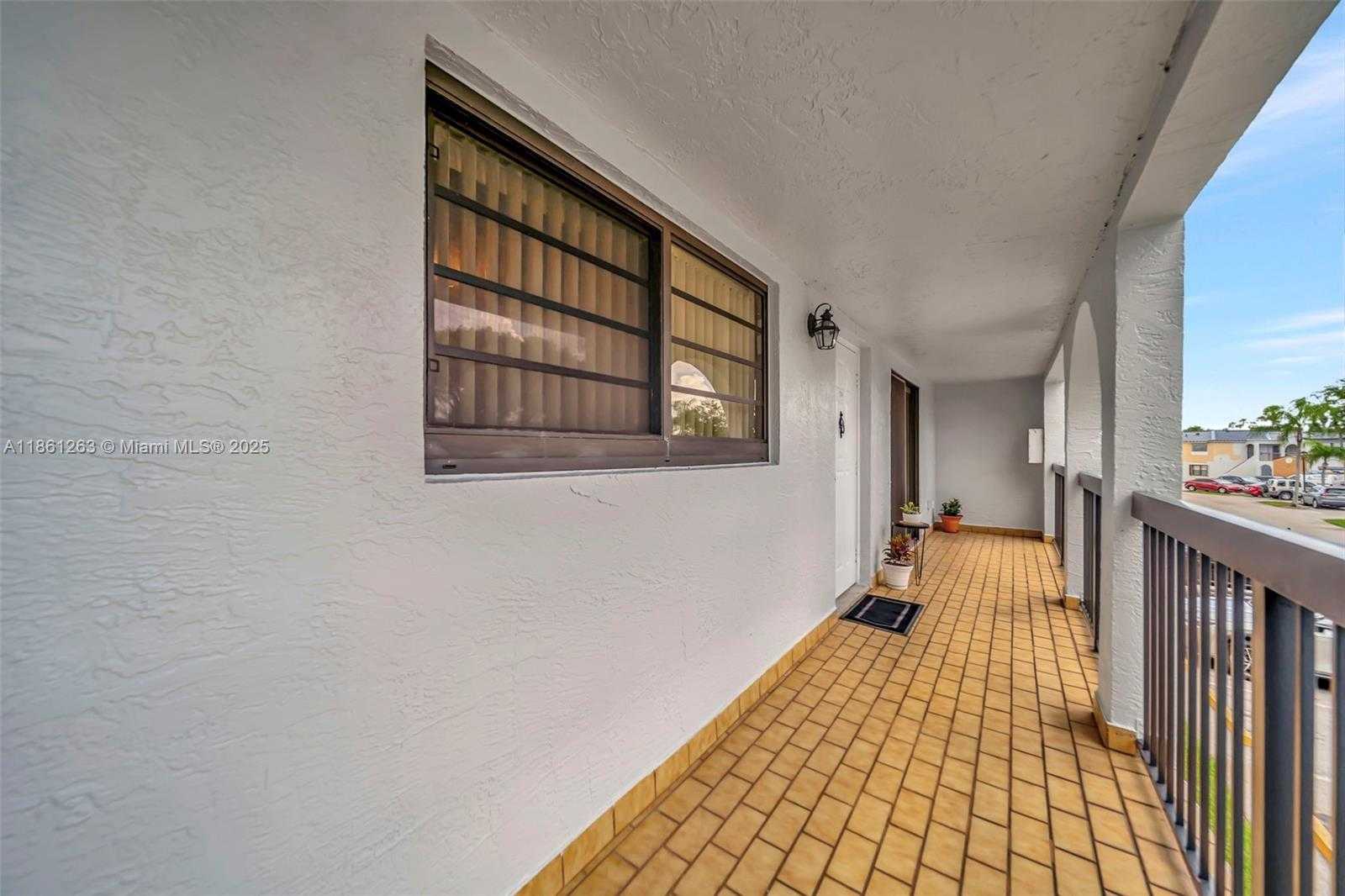 Small Image of 18224 MEDITERRANEAN BLVD #6-17, Hialeah Number 36