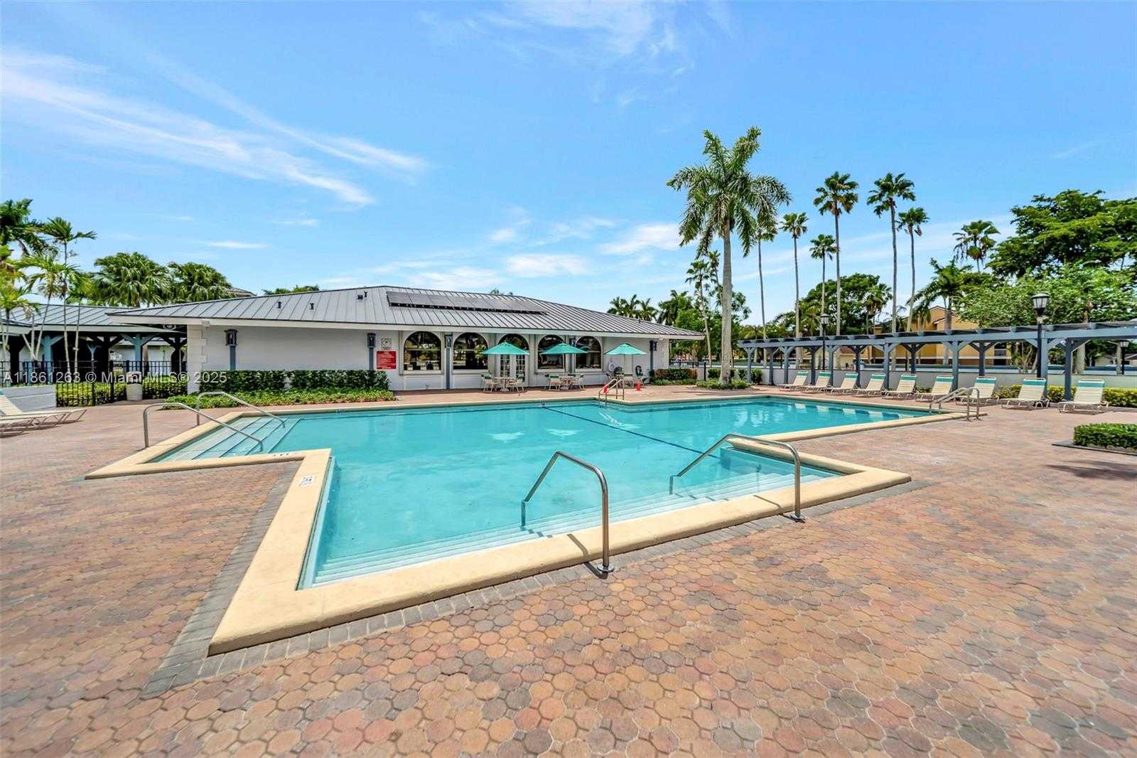 Small Image of 18224 MEDITERRANEAN BLVD #6-17, Hialeah Number 48