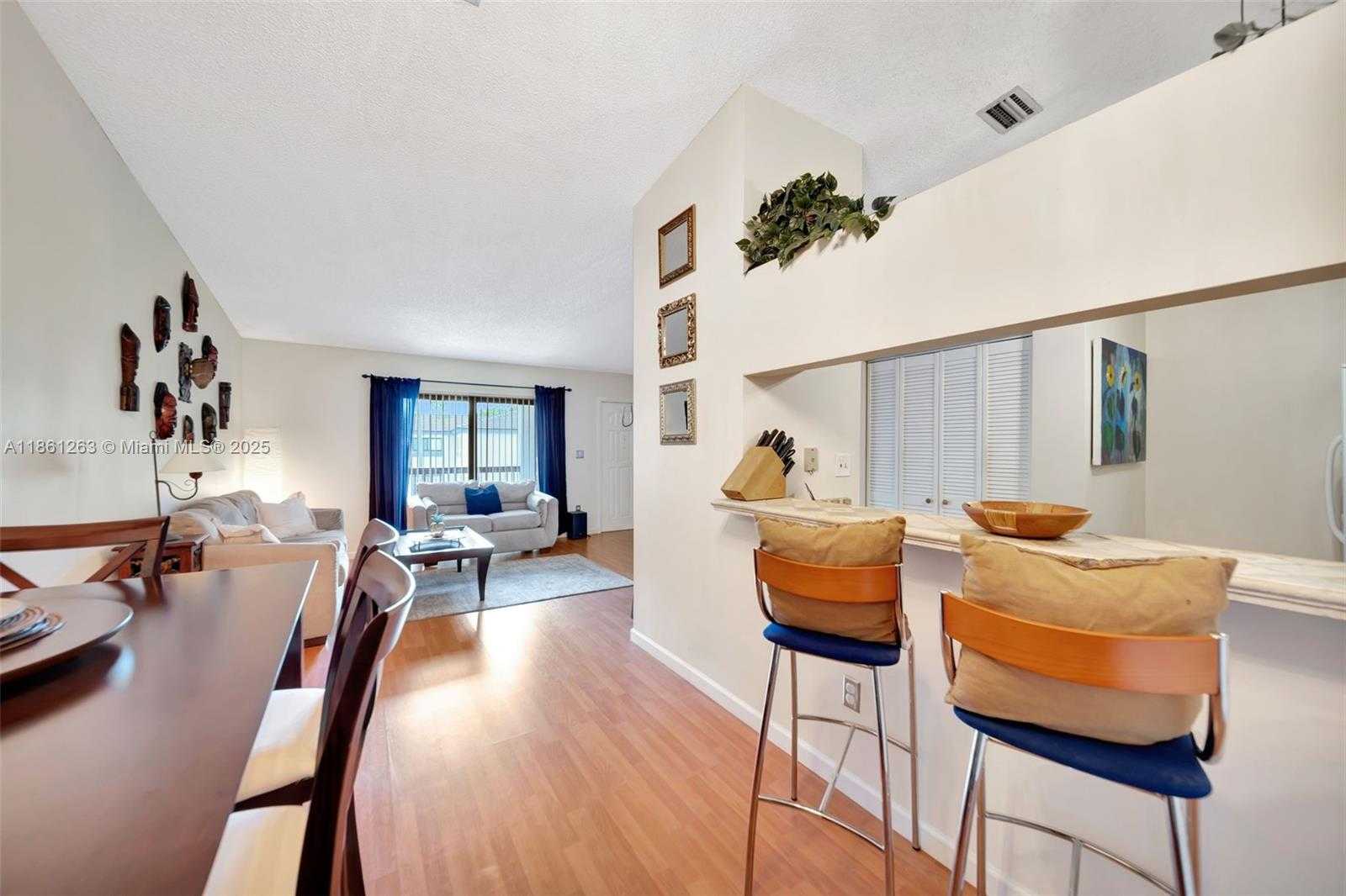 Small Image of 18224 MEDITERRANEAN BLVD #6-17, Hialeah Number 5