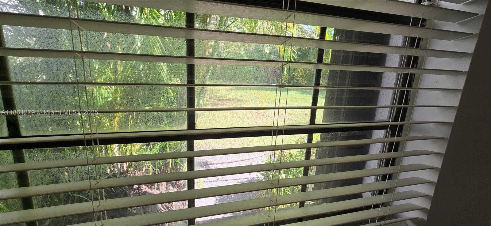 Small Image of 3558 MAGELLAN CIR #132, Aventura Number 33