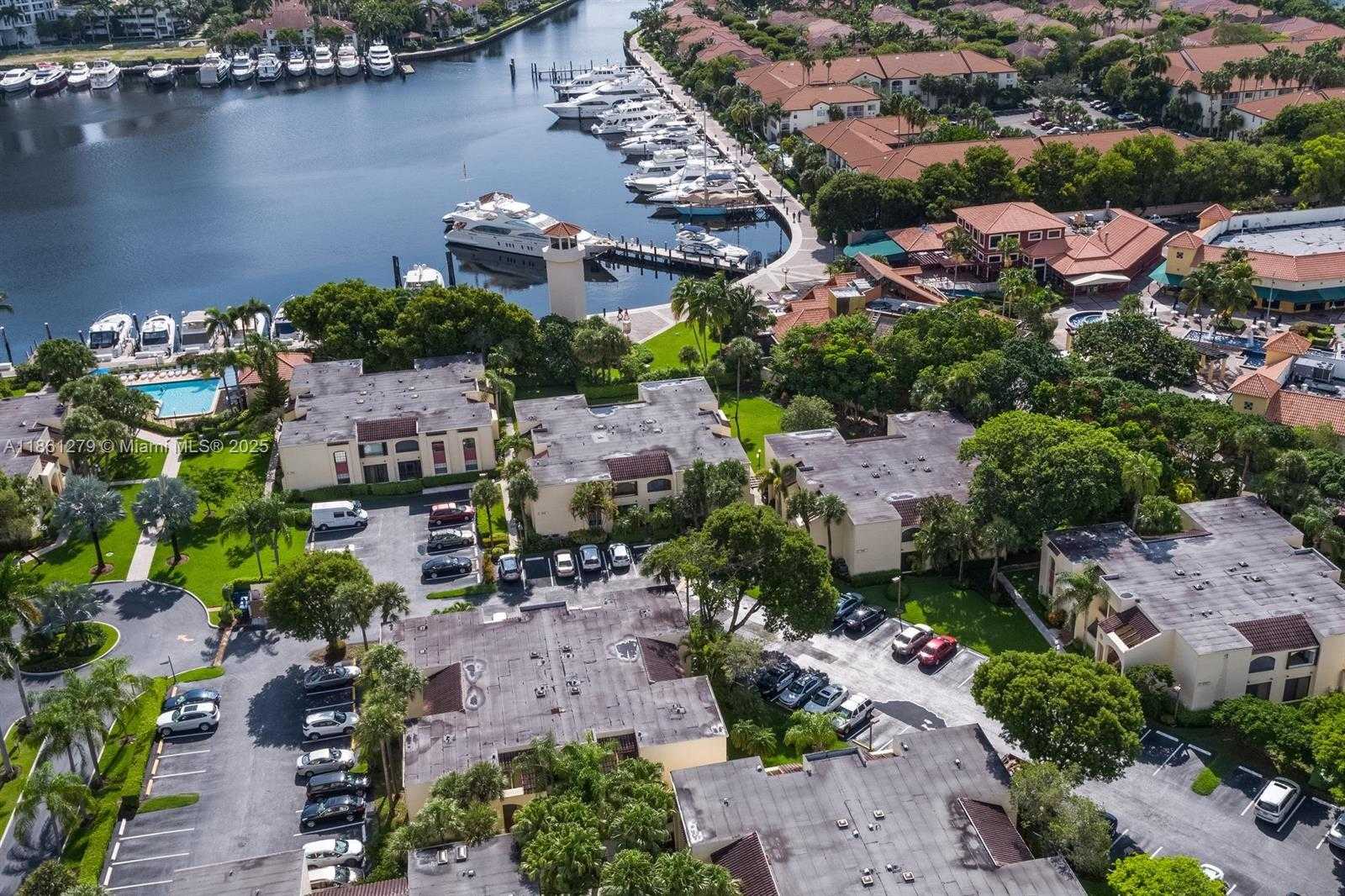 Small Image of 3558 MAGELLAN CIR #132, Aventura Number 37