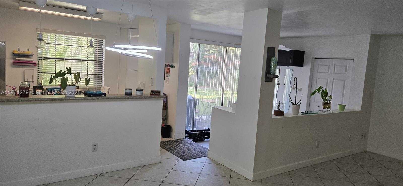 Small Image of 3558 MAGELLAN CIR #132, Aventura Number 8