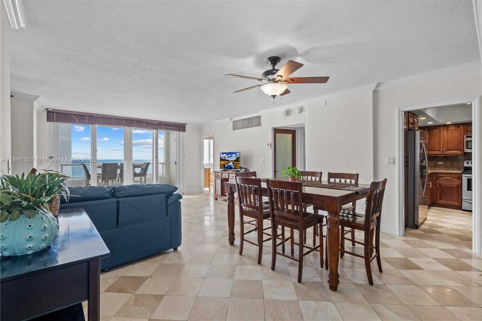 Small Image of 5005 COLLINS AVE #615, Miami Beach Number 10