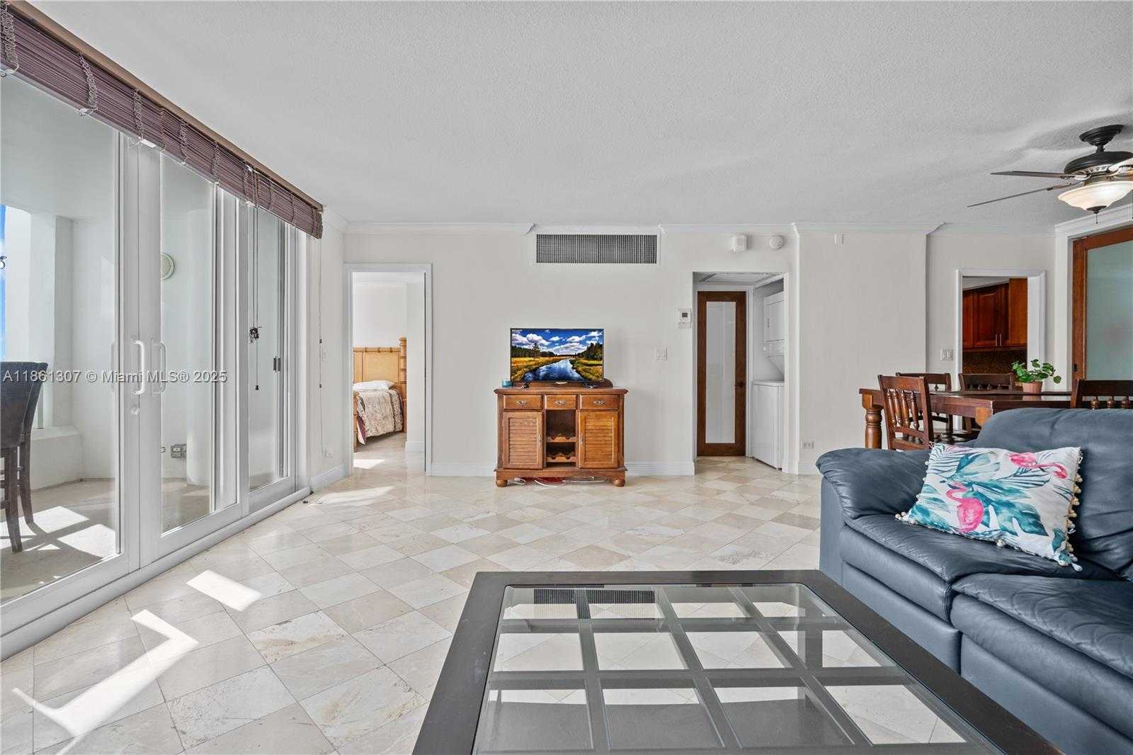Small Image of 5005 COLLINS AVE #615, Miami Beach Number 9