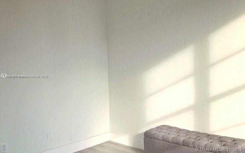 Small Image of 5600 COLLINS AVE #11W, Miami Beach Number 12