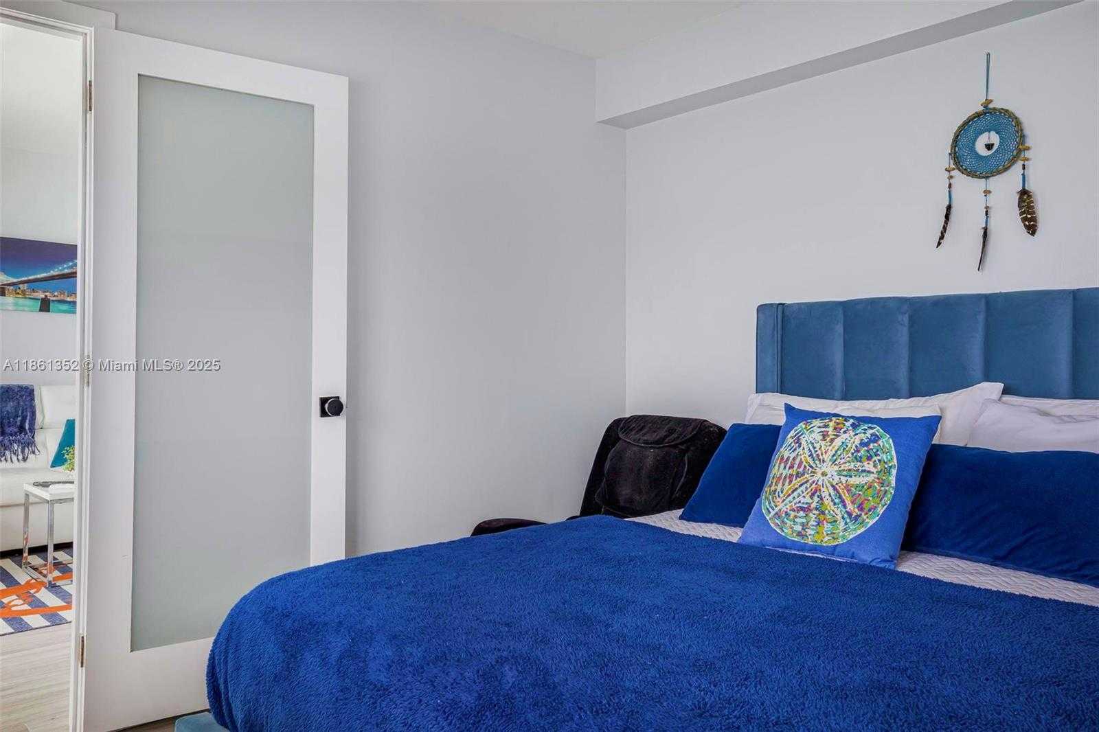 Small Image of 19201 COLLINS AVE #916, Sunny Isles Beach Number 20