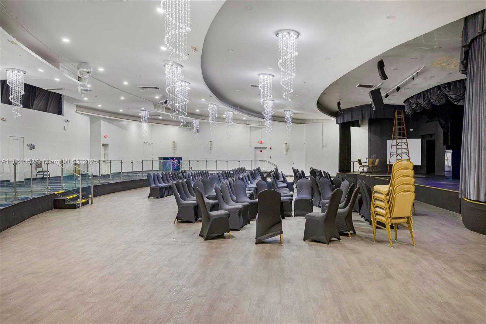 Small Image of 19201 COLLINS AVE #916, Sunny Isles Beach Number 25